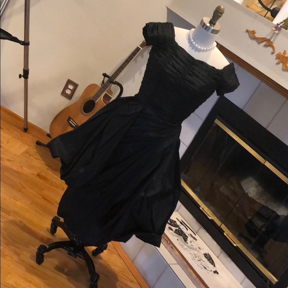 SUZY PERETTE PERFECTION 💋 - Picture 3 of 8